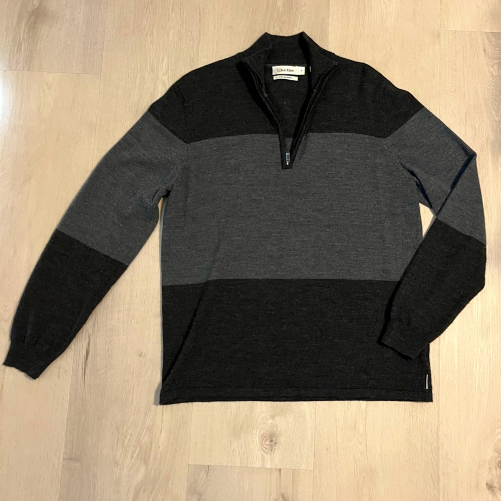 Calvin Klein Quarter Zip Extra Fine Merino wool sweater pullover- Size Medium